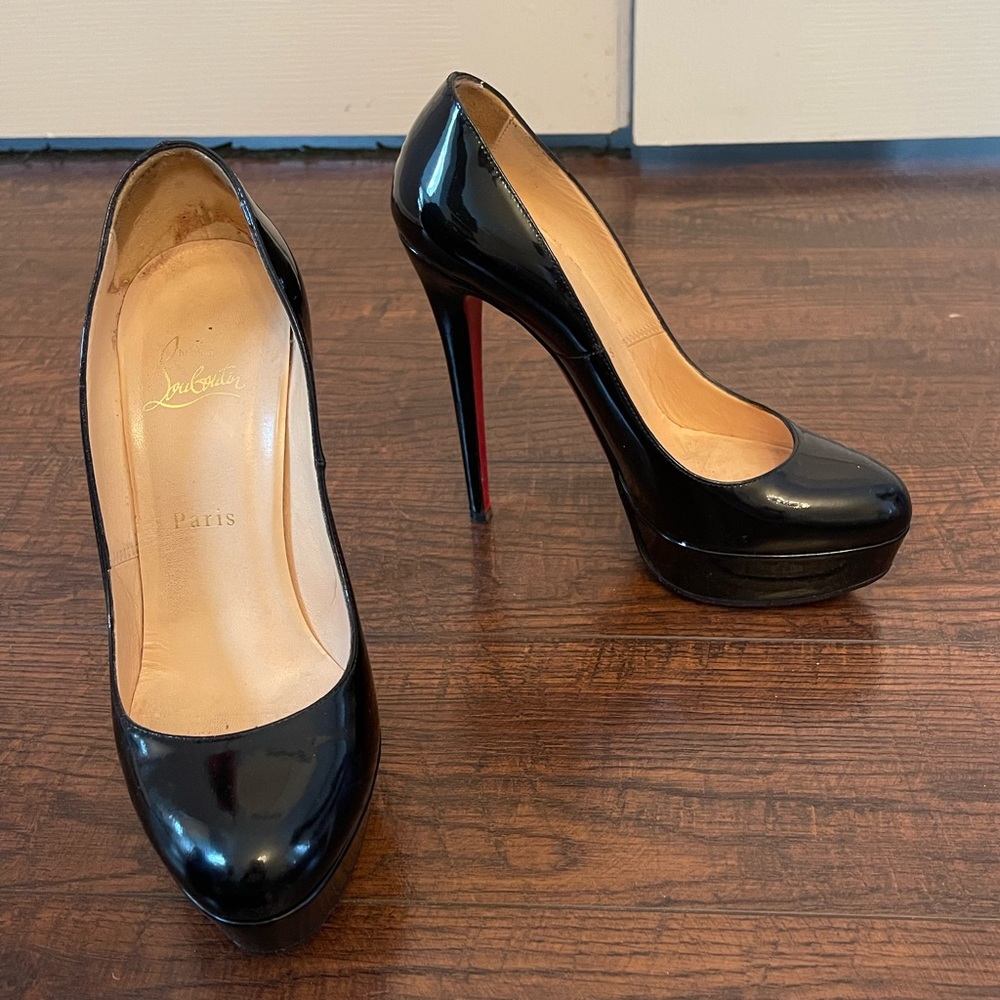Christian Louboutin Bianca Patent pumps